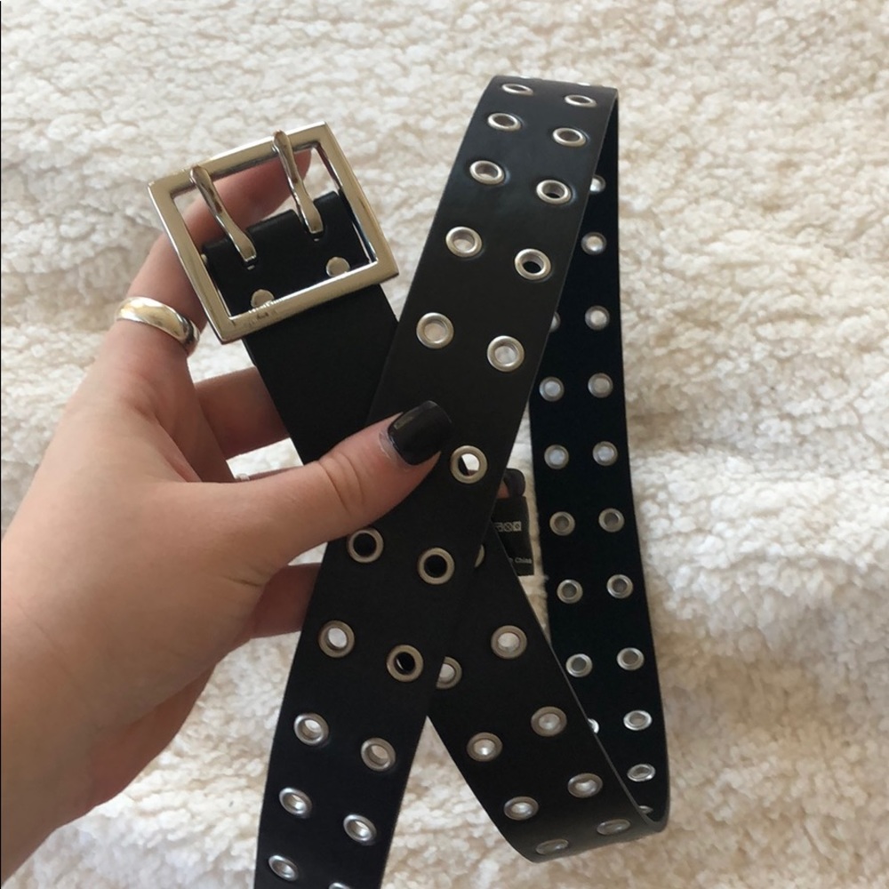 Urban outfitters square double prong belt